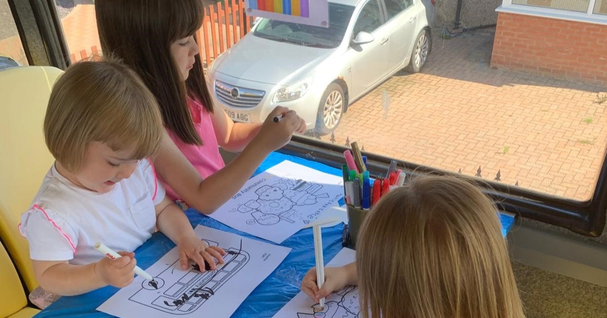 KeyCommunityNE's tweet image. 😎Check out the awesome FREE holiday activities - including snacks &amp;amp; take home recipe bags for any families who would benefit - on board our Key Community Bus this summer! 🚌 

Join in: ow.ly/nlxS50WAxG3

#keycommunity #holidayactivities #foodsupport #freefun #summersorted