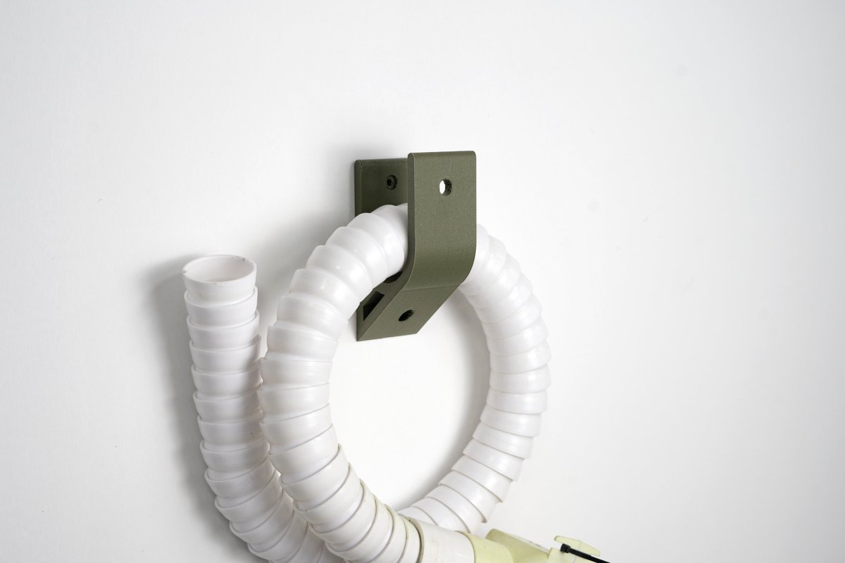 Today's Highlight! ✨

The stunning Olive Green color of our PET-GF filament proves that green is a versatile choice, great for both functional outdoor prints and accents in your home.

Filament: PET-GF Olive Green
Printer: <a href="/BambulabGlobal/">Bambu Lab</a> H2D
Model: Air Pipe Hook
Designer: