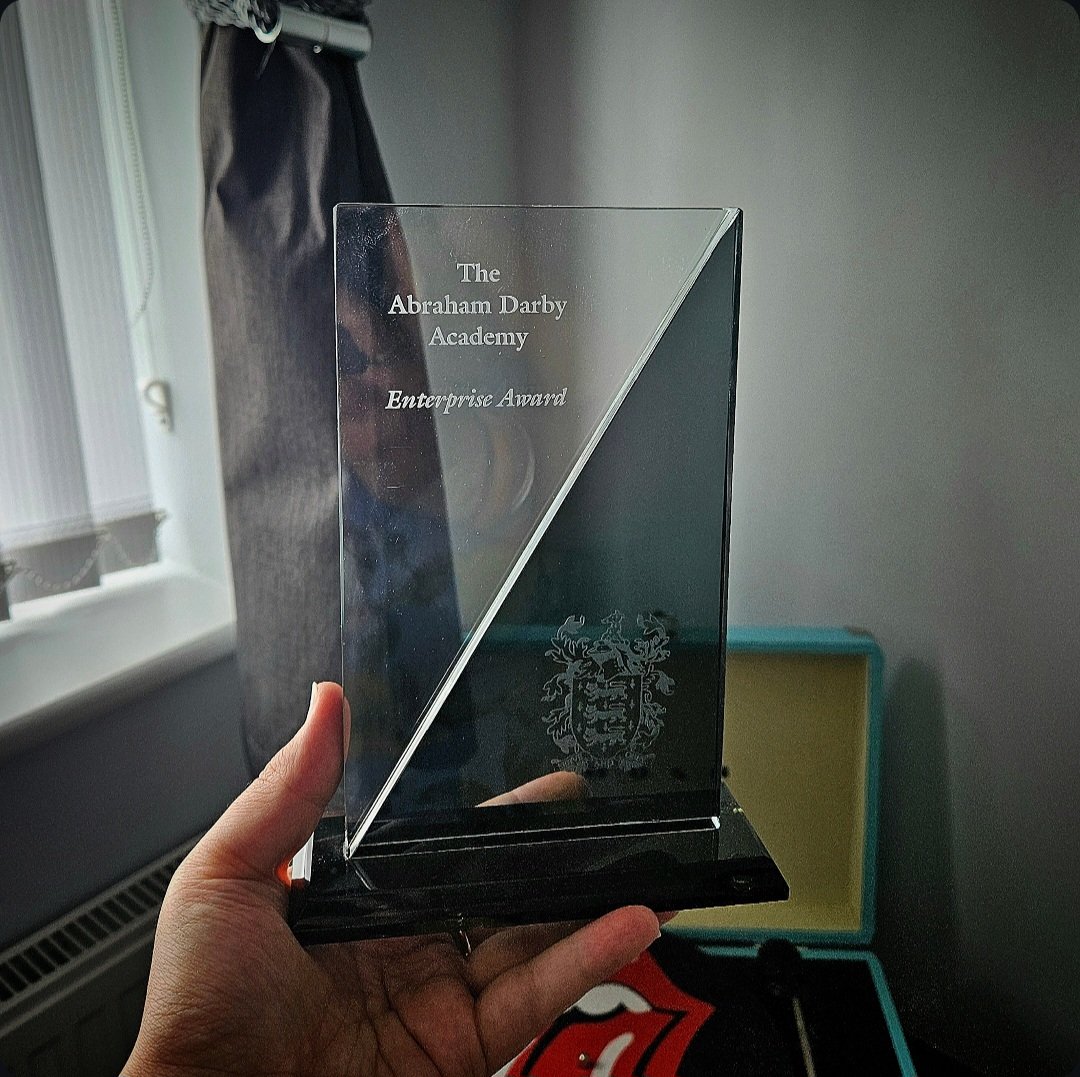 From winning an Enterprise award when I left sixth form in 2019, to creating my own Enterprise curriculum in my 2nd year ECT. Subtle foreshadowing was it? 👀
Thank you Mrs OB x