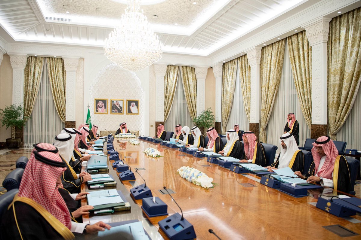 رأس صاحب السمو الملكي الأمير محمد بن سلمان بن عبدالعزيز آل سعود ولي العهد رئيس مجلس الوزراء -حفظه الله-، الجلسة التي عقدها مجلس الوزراء، اليوم، في نيوم.
 وفي مستهل الجلسة؛ أطلع سمو ولي العهد، مجلس الوزراء، على مضمون استقباله جلالة الملك عبدالله الثاني ابن الحسين ملك المملكة