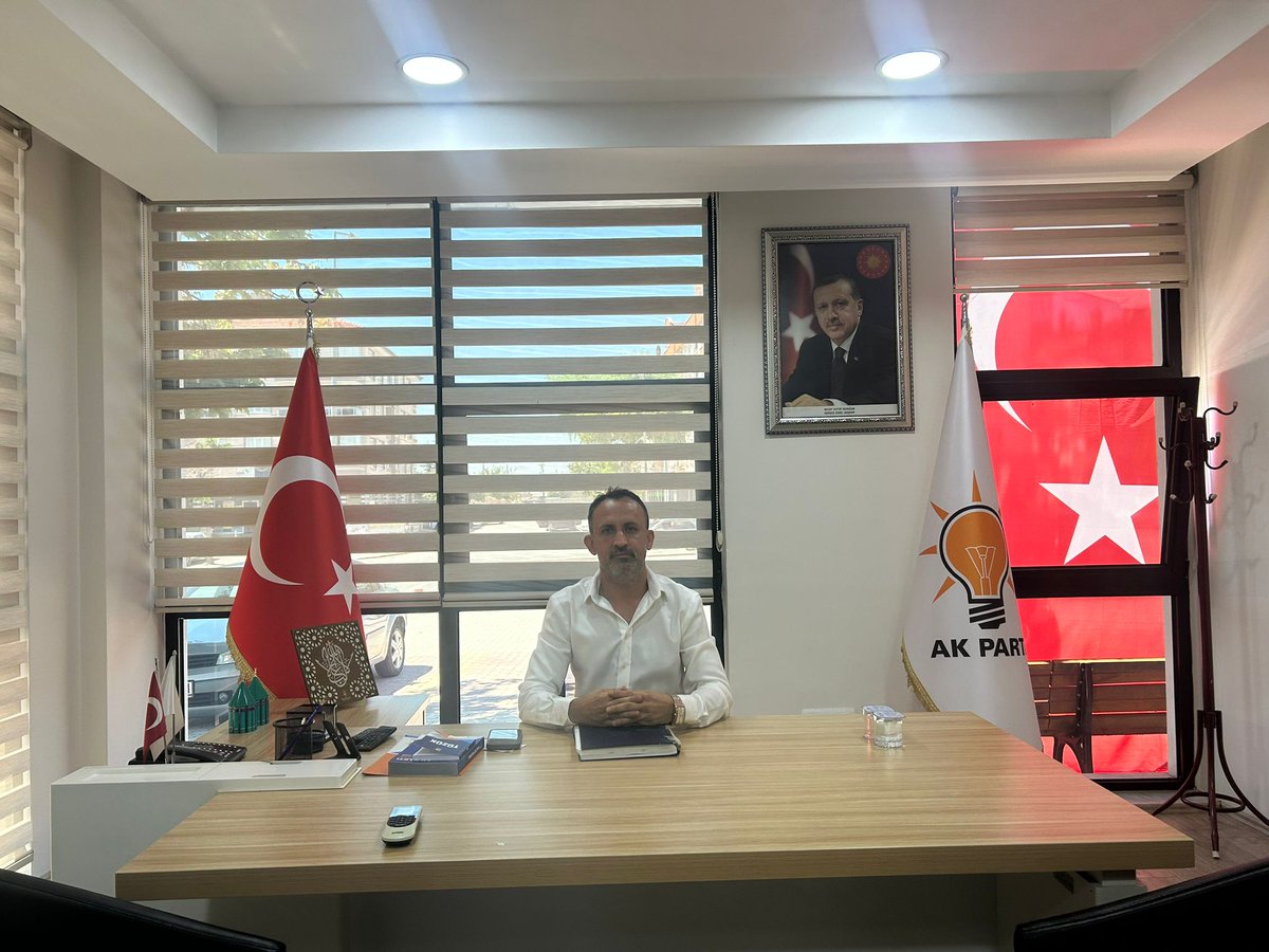 İlçe Başkanlığımızda bugün Yönetim Kurulu Üyemiz Muhammed Mesut Çetin nöbetçidir.

İletişim⬇️

AK Parti Selçuklu İlçe Başkanlığı
☎️ 0 332 237 86 05

📍 Akıncılar Mahallesi Yeni Sille Caddesi No:42, Selçuklu