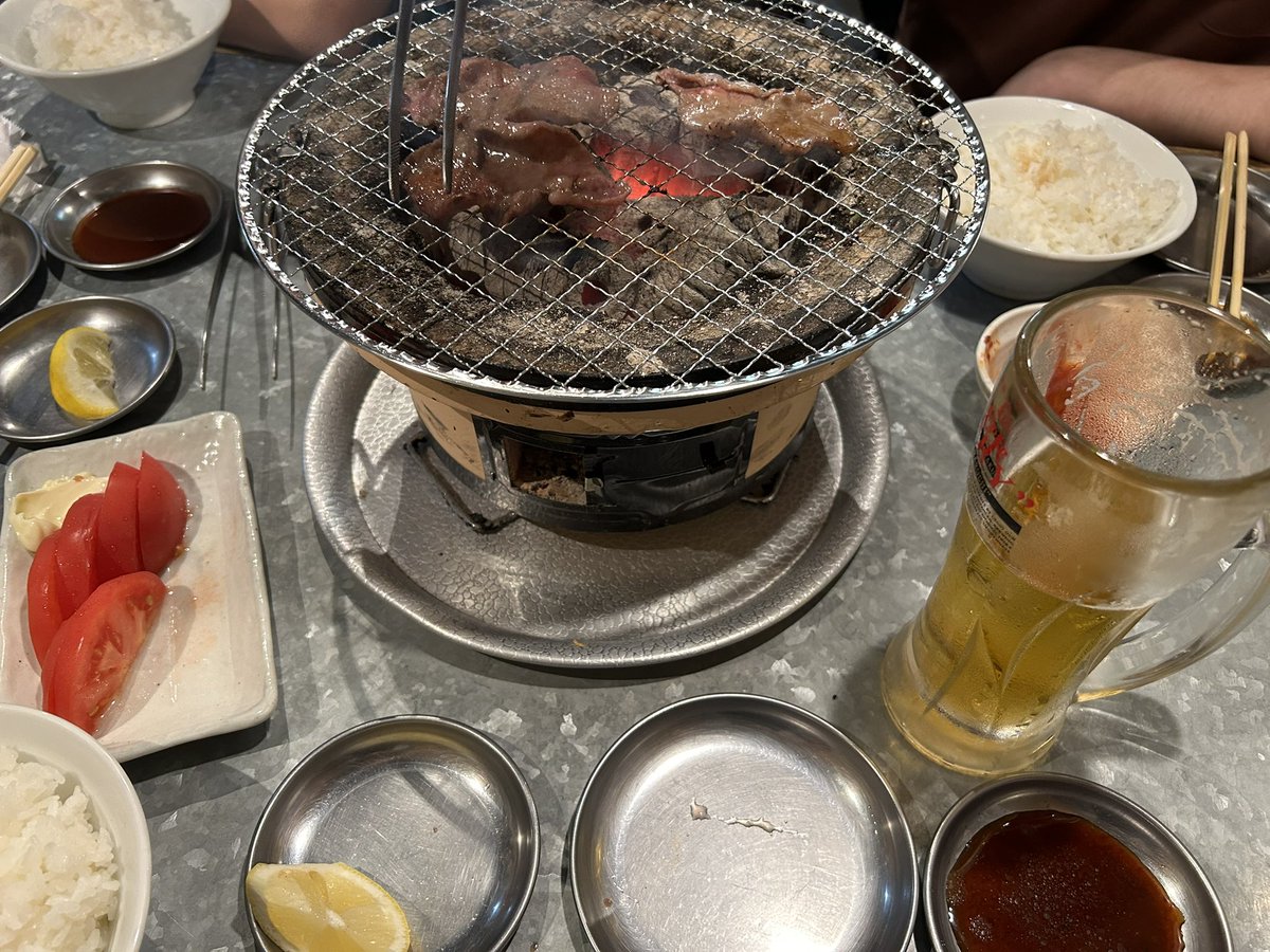tetsu66J's tweet photo. りょうさんまきの焼肉 https://t.co/i3Gir5MXuN