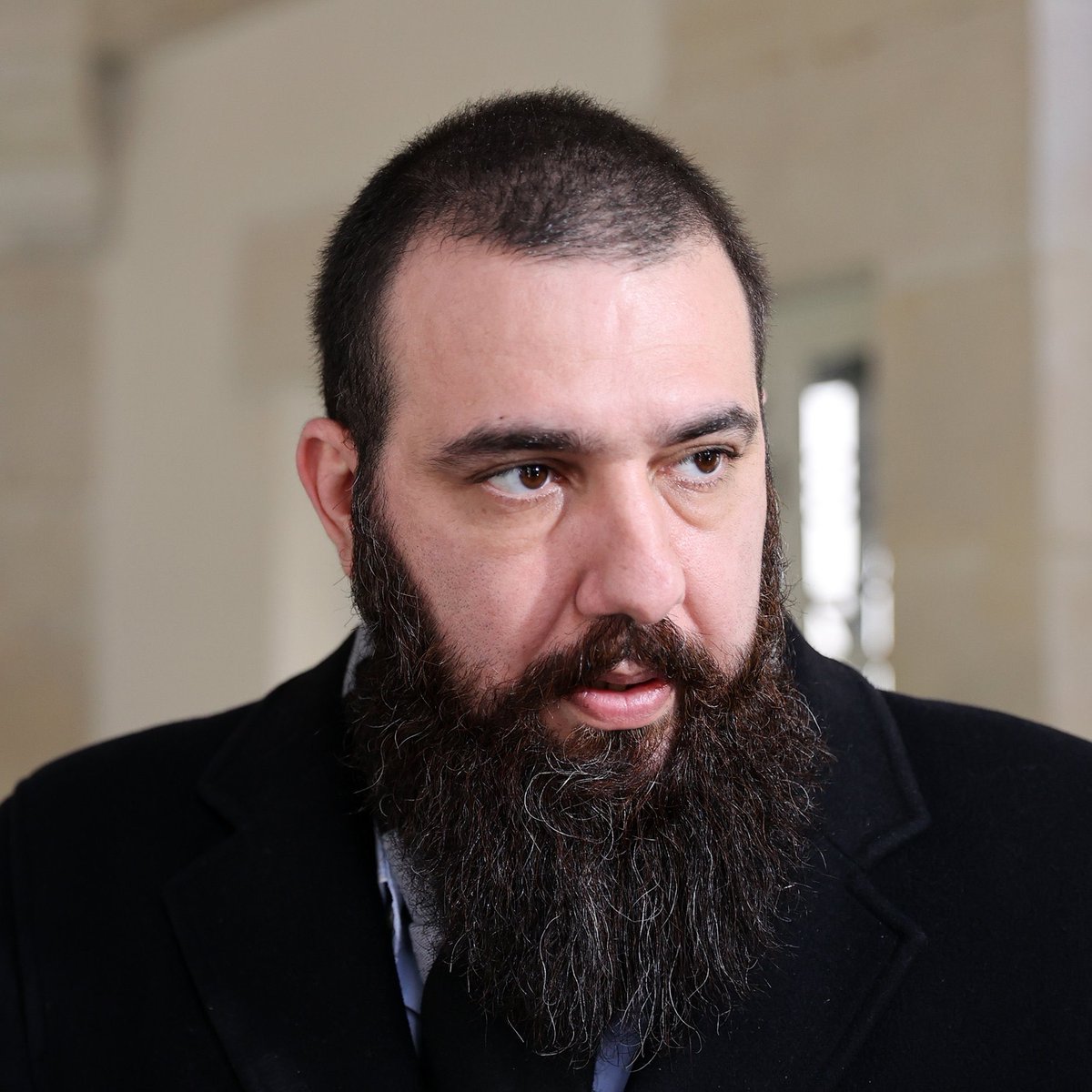 II. Abdülhamit'in torunu Kayıhan Osmanoğlu'nun, İnönü Üniversitesi Tarih Bölümü'ne ait sahte diplomayı, Cumhurbaşkanı adayı olmak için aldığı öğrenildi. (T24)