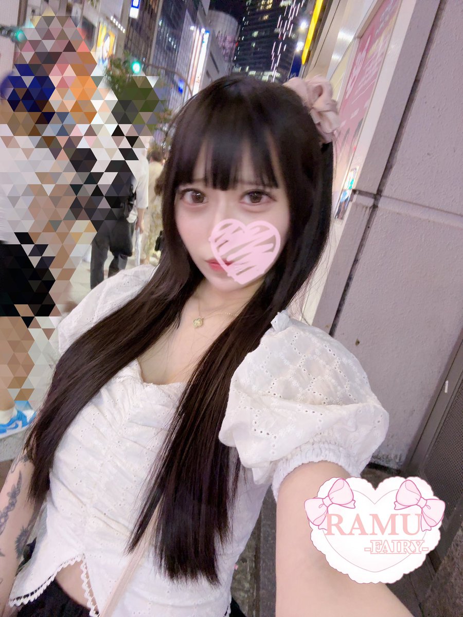 昨日渋谷にいたから髪型ちょいぎゃるらむち(* 'ᵕ' )☆
ひとおおすぎてぜんぜんすまほ使えなかった🧸ིྀ