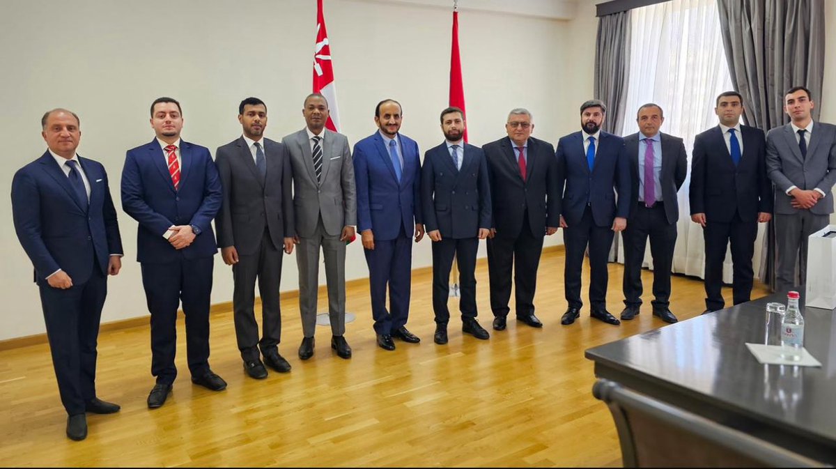وزارة الخارجية (@fmofoman) on Twitter photo 📸 | عقدت أمس الأثنين بالعاصمة الأرمينية يريفان الجولة الخامسة من المشاورات السياسية بين سلطنة عمان وجمهورية #أرمينيا، ترأس الجانب العماني سعادة الشيخ <a href="/KhalifaAlharthy/">Khalifa Alharthy</a>، وكيل وزارة الخارجية للشؤون السياسية، 📸 | عقدت أمس الأثنين بالعاصمة الأرمينية يريفان الجولة الخامسة من المشاورات السياسية بين سلطنة عمان وجمهورية #أرمينيا، ترأس الجانب العماني سعادة الشيخ <a href="/KhalifaAlharthy/">Khalifa Alharthy</a>، وكيل وزارة الخارجية للشؤون السياسية،
