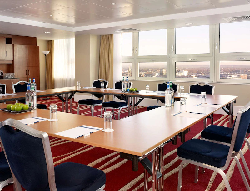 Park Plaza Nottingham offers spacious rooms, secure parking &amp; 12 versatile event spaces for up to 220 guests. Just steps from top attractions &amp; transport links, it’s perfect for business or leisure stays. bit.ly/1sZbBkb  #EventVenue #ParkPlaza <a href="/ParkPlazaHotels/">Park Plaza Hotels</a>