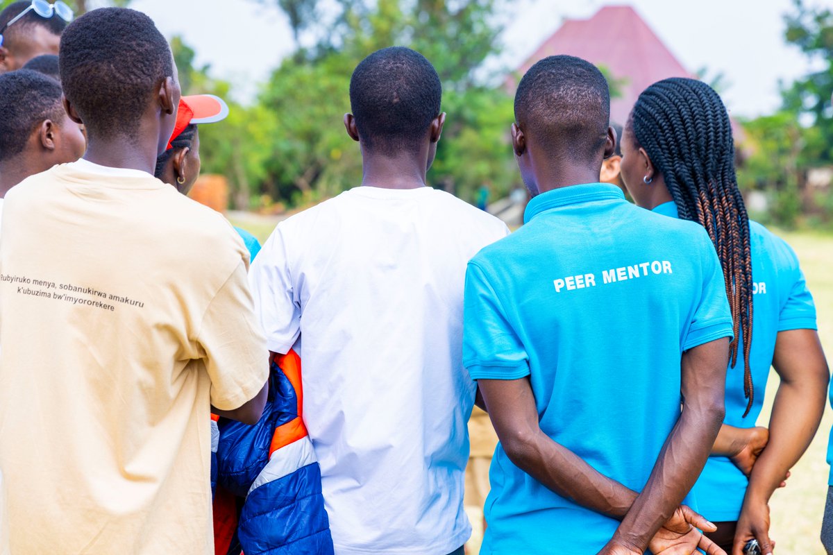 Enhancing HIV/SRHR knowledge among youth through peer and comprehensive sexuality education helps break barriers to SRHR services.

On this #InternationalYouthDay, let us connect the youth with local health facilities &amp; SRHR services to improve their health and SRH outcomes.
