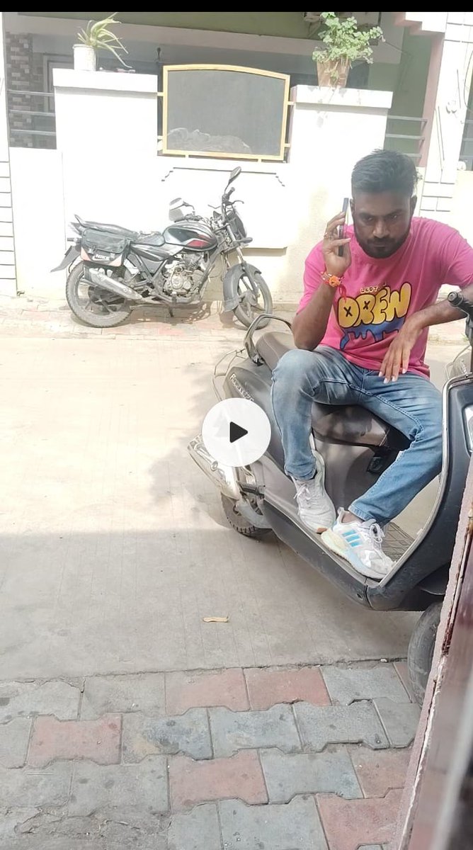 KumarDives50543's tweet image. @PaywithRing  Your recovery agent made an unauthorized visit to my home, refused to leave, and kept demanding payment.

This is intimidation and harassment. I need immediate action and strict steps to prevent such incidents. #Kissht #RecoveryAbuse #Harassment #IllegalRecovery