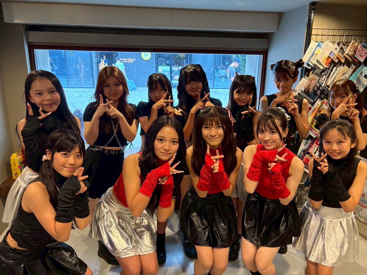 アイドル M GxlHpP7boAArzQS.jpg