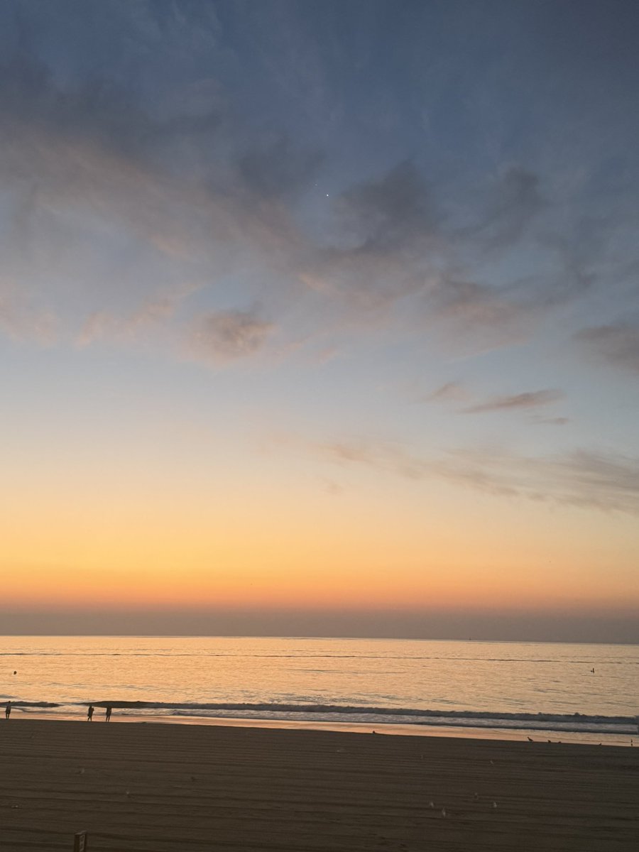 Sunlitreadings's tweet photo. Woke up to see the sunrise 8/12 and it aligned with an ace of diamonds day

The card that represents THE SUN ☀️ 

Also caught Venus and Jupiter 

Cartomancy tarot Aries Taurus Gemini cancer Leo Virgo Libra Scorpio Sagittarius Capricorn Aquarius Pisces astrology numerology a https://t.co/qefcnFSOgB