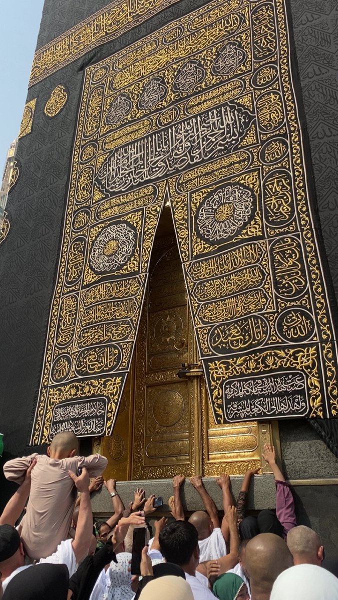 1993AHN's tweet photo. لا إله إلا الله وحدهُ لا شريك له ، لهم الحمد وله الشكر ♥️ . https://t.co/C5mNqHzGtU