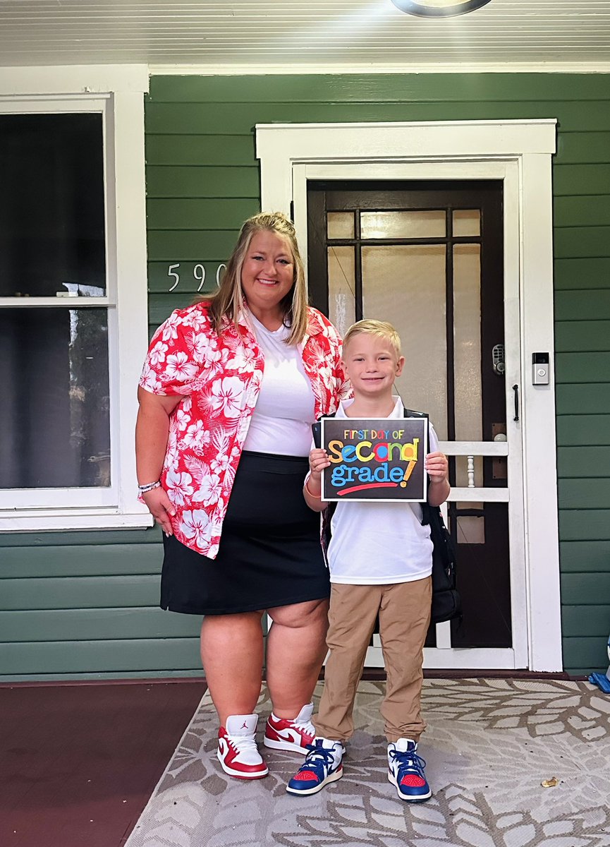 Ashley Kay Cochol tweet media