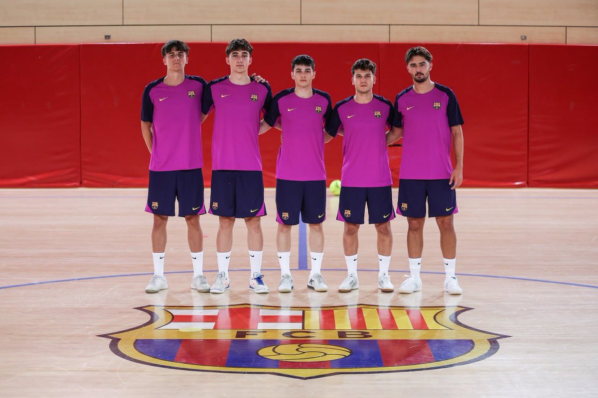 FCBfutbolsala's tweet photo. 💪🏼 El Barça Atlètic de Futbol Sala 2025/26 es posa en marxa 

🤩 Sergio Lozano s’estrena com a segon tècnic, al costat de Sergi Altisent, que continuarà sent el primer entrenador

📃👉🏼https://t.co/a5R7dioLmk

💙❤️ https://t.co/jPxpo6j0bw
