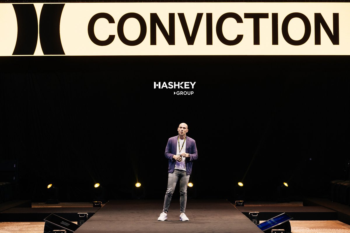 HashKeyGroup's tweet photo. What a week 🇻🇳!

🎬 Our very own Ben El-Baz @ben_el_baz, Head of Global Expansion & MD, in action at #CONVICTION2025

✨ In the spotlight: Asia’s Role in Digital Assets & Regulations

🚀 Above & beyond as we continue growing our presence in your area—connecting communities and institutions, on- and off-chain