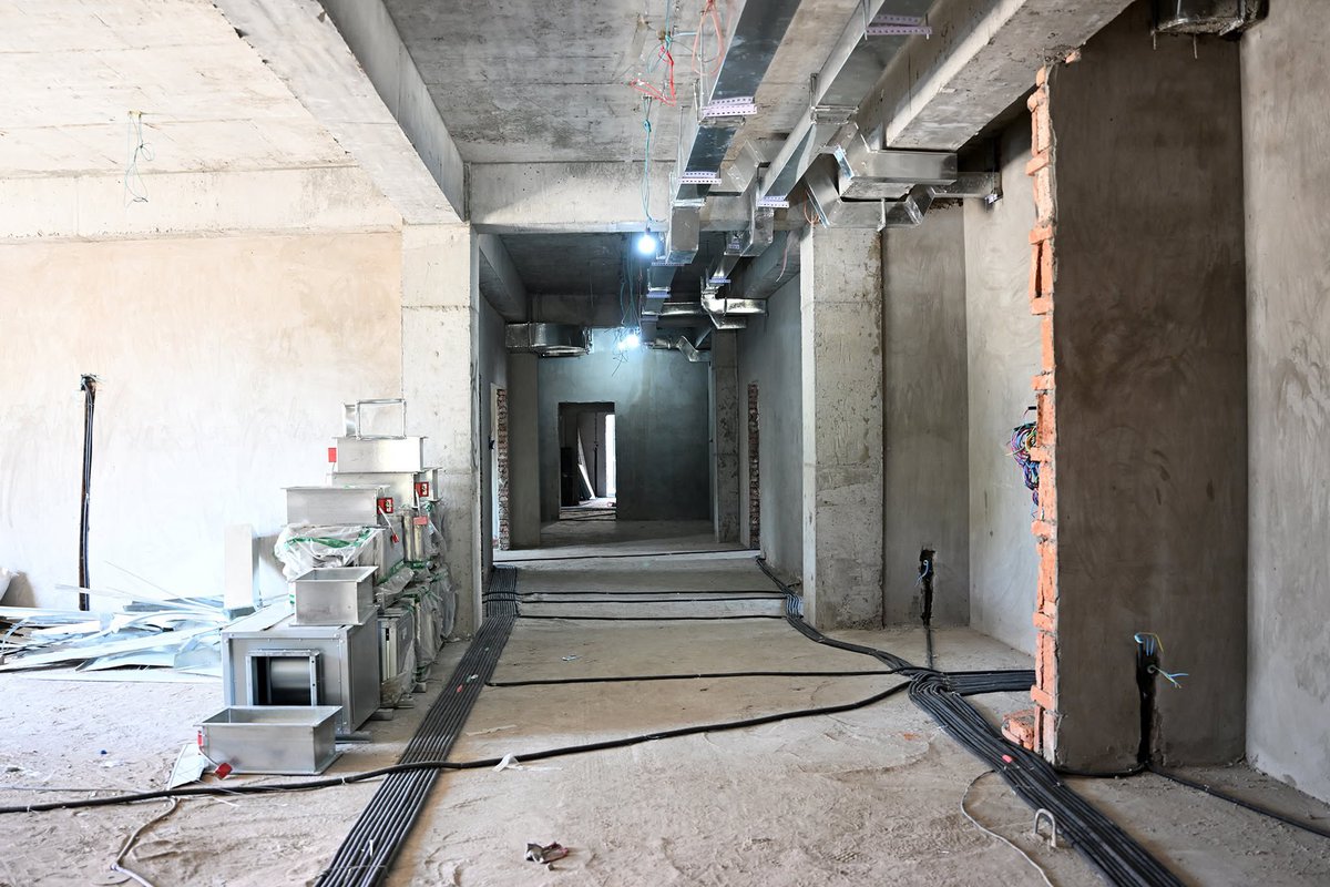 Нийслэлийн Хүүхдийн сэргээн засах төвд жилд 600 орчим хүүхэд хэвтэн эмчлүүлдэг гэсэн мэдээлэл бий. Эдгээр хүүхдүүдээс гадна уг төвөөр үйлчлүүлэх хэрэгцээ шаардлагатай хүүхэд олон бий тул өнгөрсөн жилийн зун Сонгинохайрхан дүүргийн 18-р хороо, 5 шард 80 ортой сэргээн засах төвийн