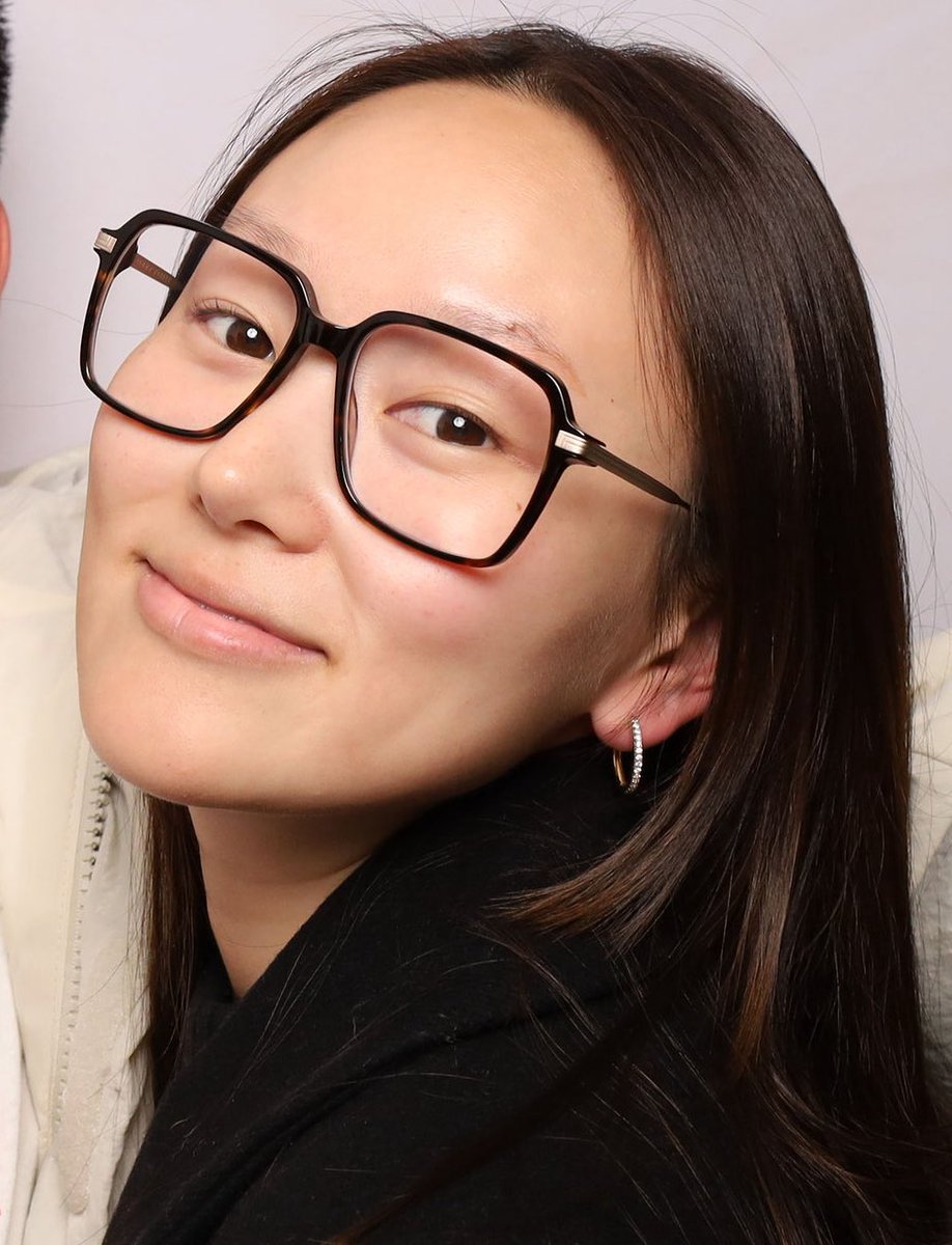 flora (@yenfrbaek) on Twitter photo MOST GORGEOUS FACE ON THE PLANET MOST GORGEOUS FACE ON THE PLANET