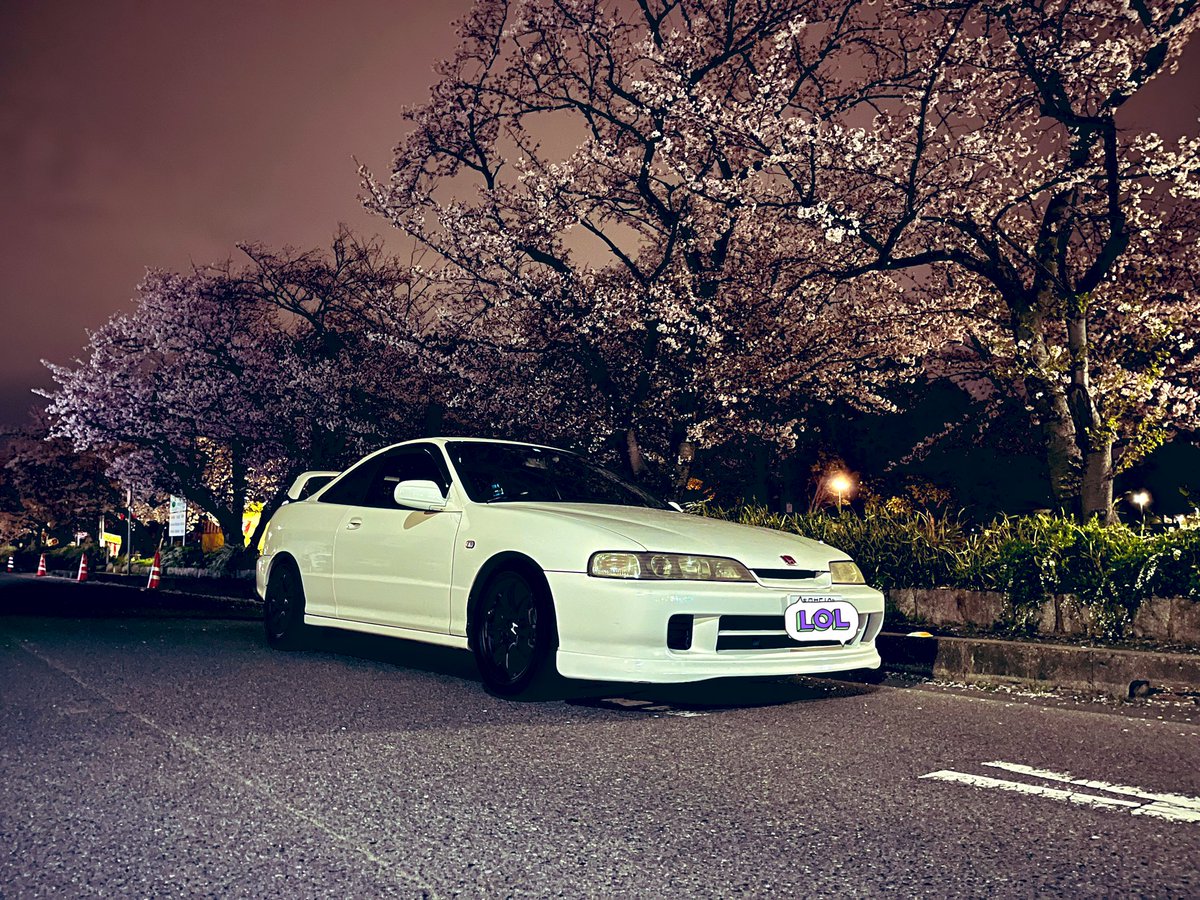 Ryu3z's tweet photo. 二年振りに参加します！
下駄羽の黒の28ホイールです。
よろしくお願いします🙇

#オフテグラ https://t.co/3DmXH14OaU