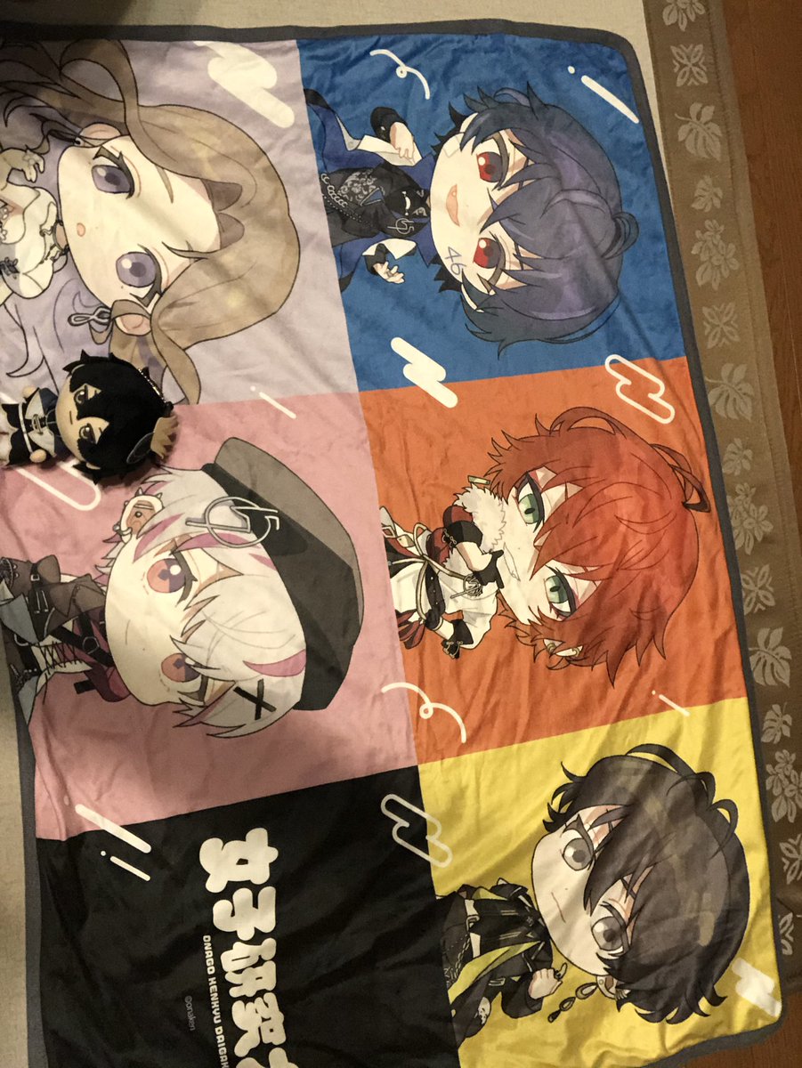 女子研究大学 女研 ファンミ 缶バッジ キャメロン