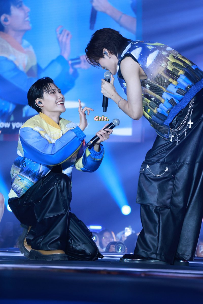 gris_for's tweet photo. 250812 ✨

JUNIORMARK ENDLESS SHINERISE 

#JuniorMarkFanconD2 
#junniorrs #markjrtn #JuniorMark
@jnnrrs @Markjrtn https://t.co/Z4O8iNPhBP