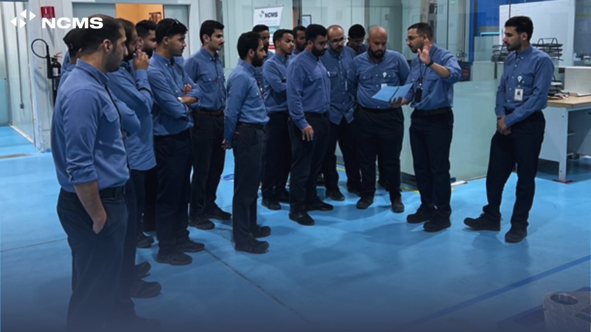 في خطوة لتعزيز التعلم المستمر وتبادل الخبرات بين الفرق الهندسية، تم تنظيم جلسة متخصصة في مجال التشغيل والعمليات بمصنع التشغيل الدقيق، حيث شارك في الجلسة عدد من المهندسين الذين أبدوا اهتمامًا كبيرًا بهذا المجال.

ركزت الجلسة على توضيح الأدوار والمفاهيم الأساسية، واستعرضت أفضل