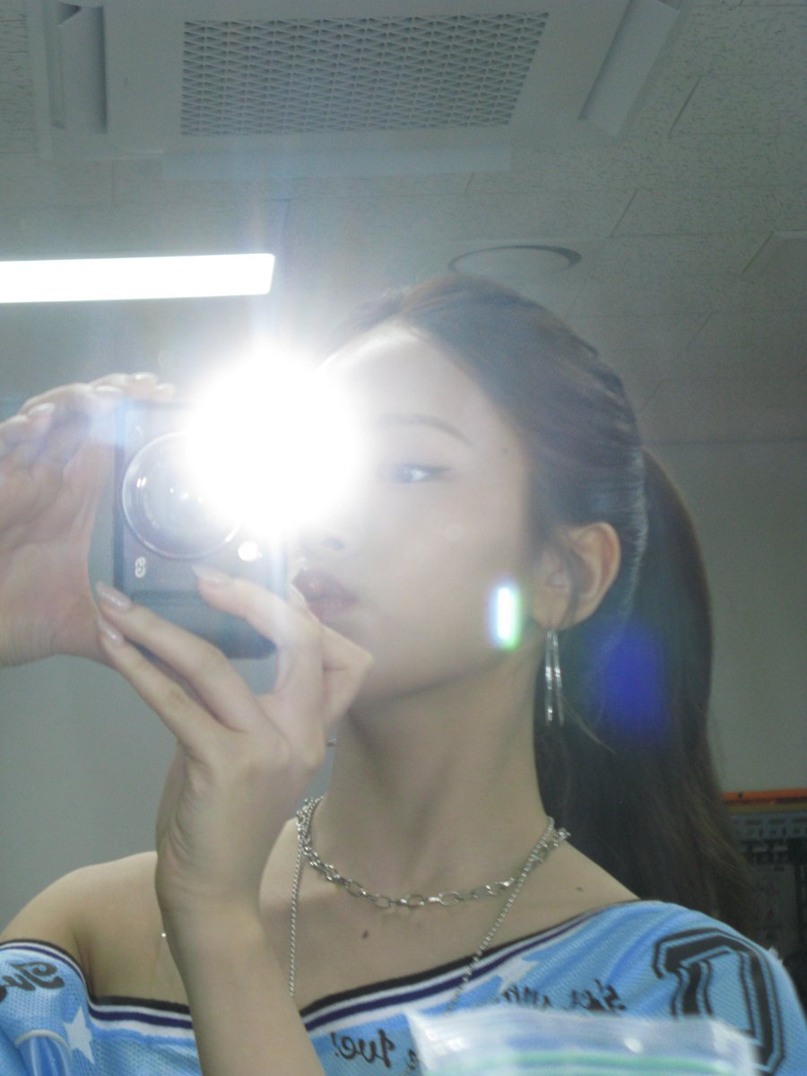 ayjpix's tweet photo. [📸] #ANYUJIN  🫧 update https://t.co/945IVzCgYQ