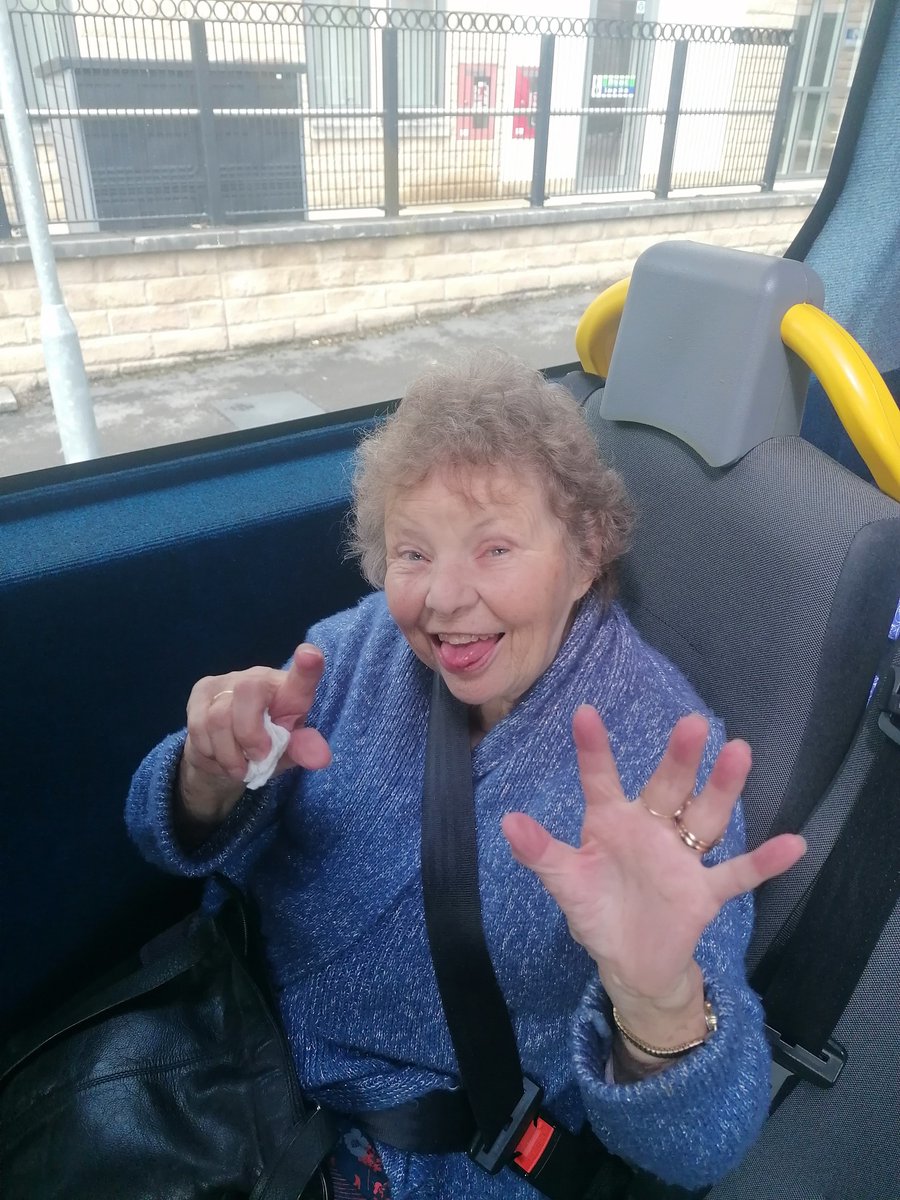 A scenic drive through the countryside 🚎🐑

Residents of Fern House at Abbeyfield The Dales enjoyed a fantastic trip last week as they embarked on a scenic drive through the countryside, visiting the charming village of #Haworth. 

Discover Fern House: abbeyfield.com/independent-li…