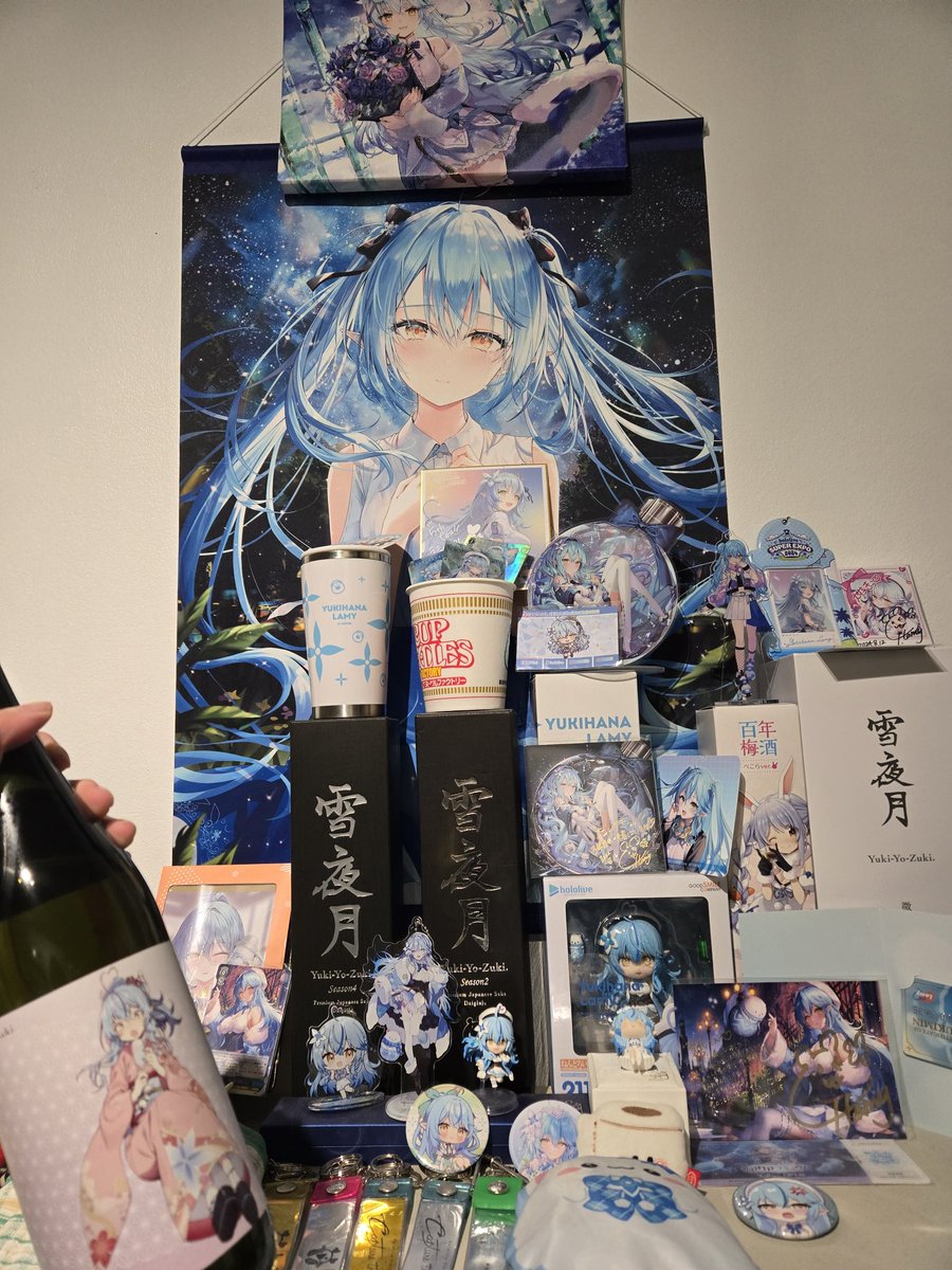 五周年おめでとう、ラミィちゃん！🎉
Happy 5th anniversary, Lamy-chan! 
今夜も雪夜月を飲みます！
#雪花ラミィ5周年