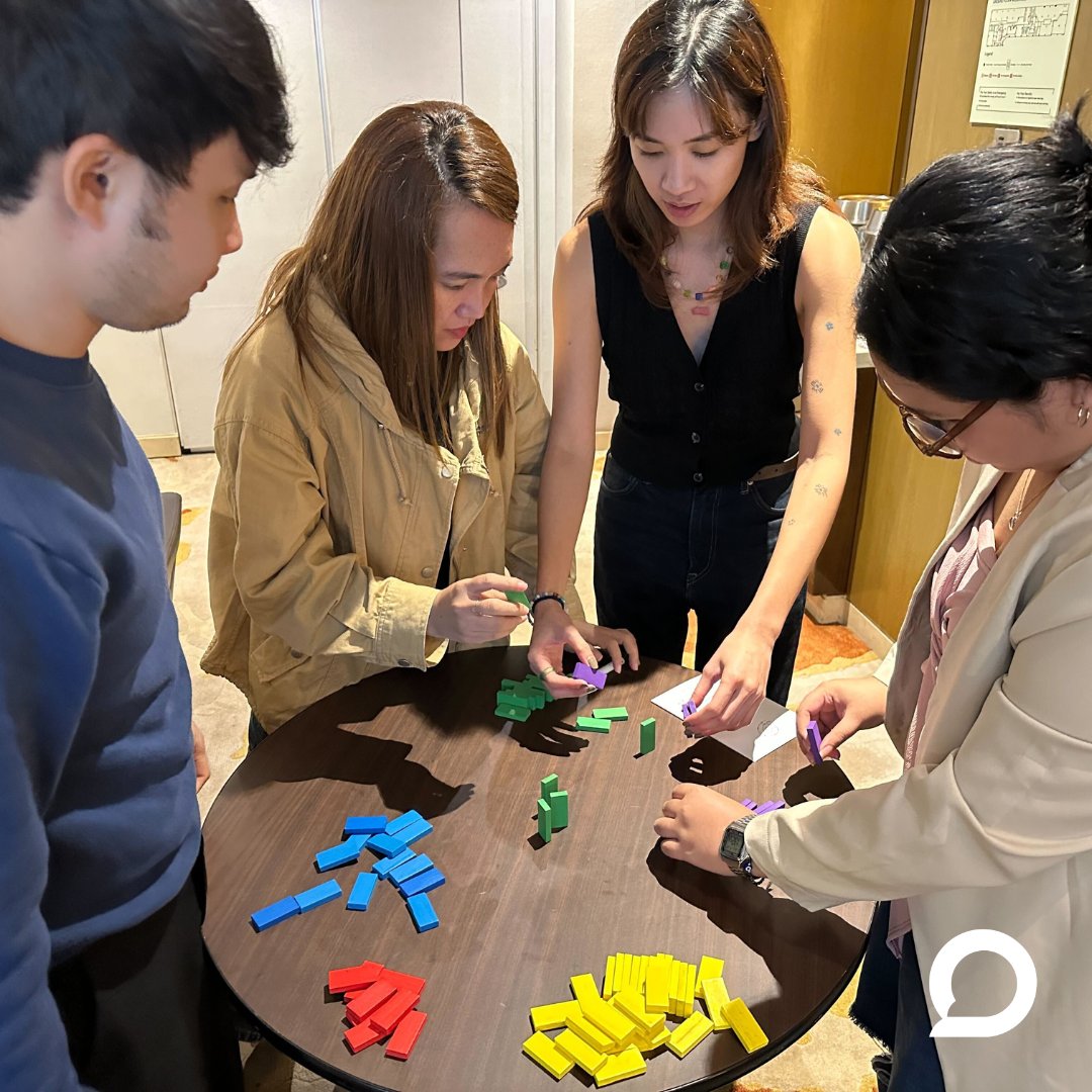 Digivizer's tweet image. We kicked off our financial year the best way possible:
✅ Strategy &amp;amp; planning
✅ Friendship bracelets (!?)
✅ Zooming in our PH &amp;amp; TH teams
✅ Dinner &amp;amp; conversations that spark new ideas

Big love to the Digivizer + @gotogame fam 💙

Here’s to an epic year ahead! #TeamDigivizer