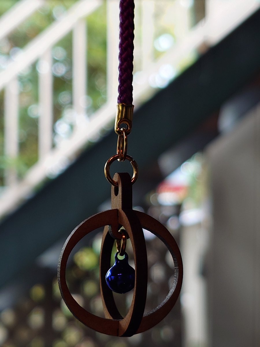 assyGp8686's tweet image. #MDF
#レーザーカッター
100均のアイテムと組み合わせて作ってみたよ✨
とりま車のルームミラーから下げてる😆