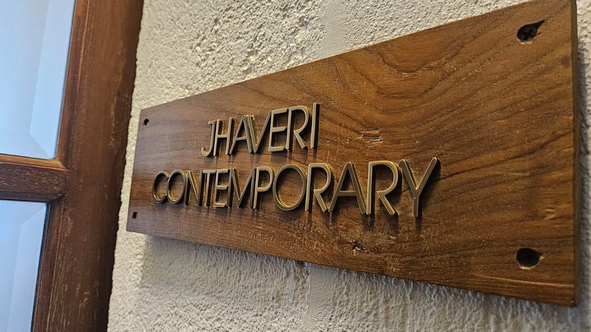 ShridharNirala's tweet image. Visited Jhaveri Contemporary Art Gallery today — a space where colors whisper, forms provoke, and silence speaks louder than words. Walked out carrying not just impressions, but questions that will linger. 🎨✨ #SMCS
#TISS @TISSpeak