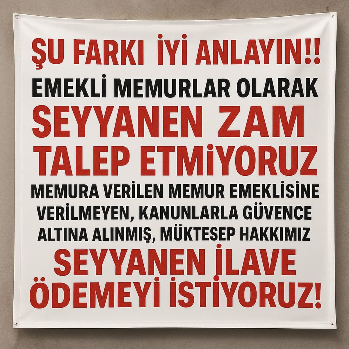 Seyyanen zam alan #memur ile
Seyyanen zam alamayan #EmekliMemur'a eşit zam adaletsizdir.
#MemurEmeklisineAdalet istiyoruz. İki senelik birikmiş #seyyanen alacaklarımız faizi ile birlikte derhal ödenmelidir.
#EmekliMemur kirasını bile ödeyemiyor.
#MemurTeklifBekliyor