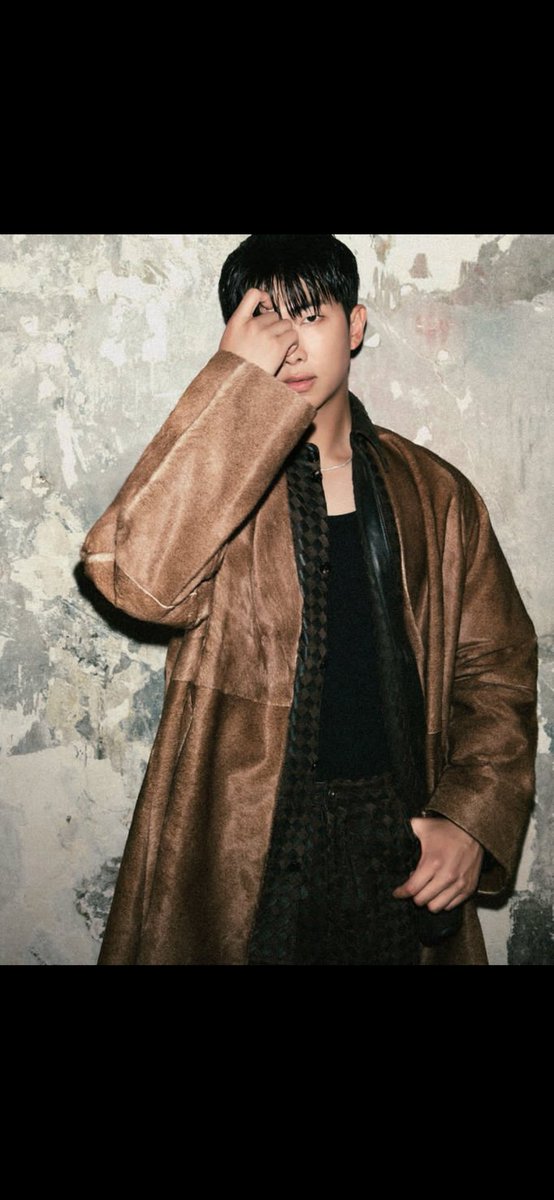 هیچ واژه‌ای نمی‌تونه عمق زیبایی‌ات رو برسونه! 😭
RM X BOTTEGA VENETA 
#RMxBottegaVeneta
#RMxBazaarKorea