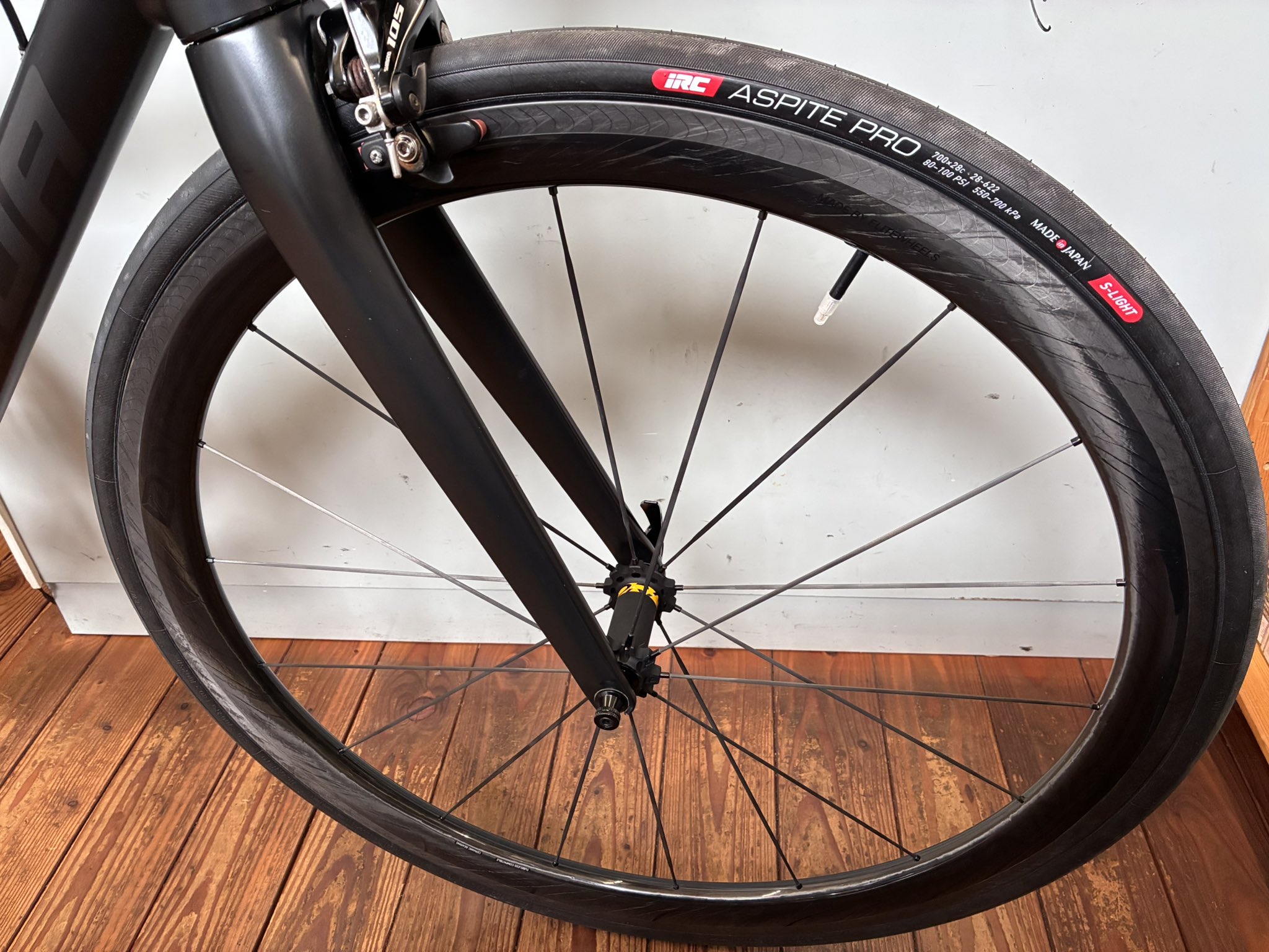 都内手渡し希望 ELITE 88mm カーボンホイール フロントのみ Amazon | スーパーチーム カーボン 自転車ホイール フロント60mm