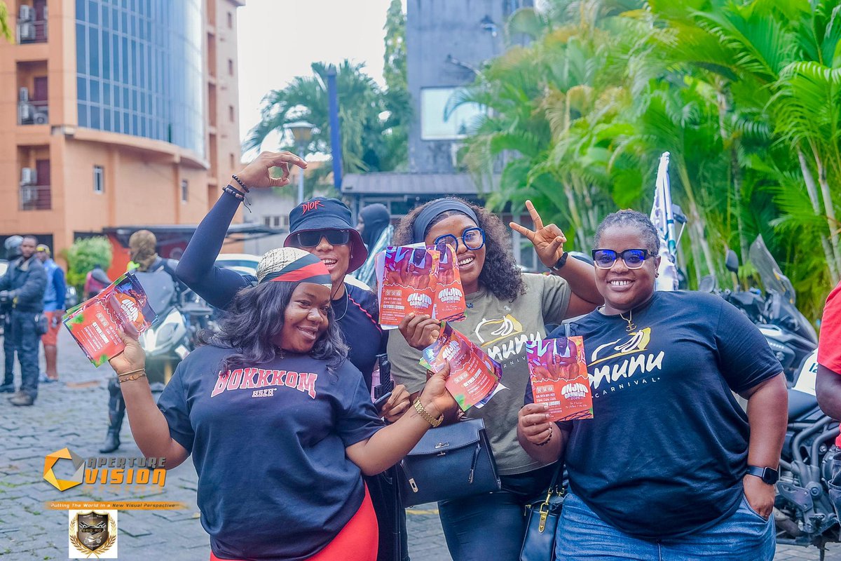 evergrenee_001's tweet photo. We are not your regular team....#theflavour
#theculture
#thevibe.  Onunucarnival...... https://t.co/vRJzhYA4ti