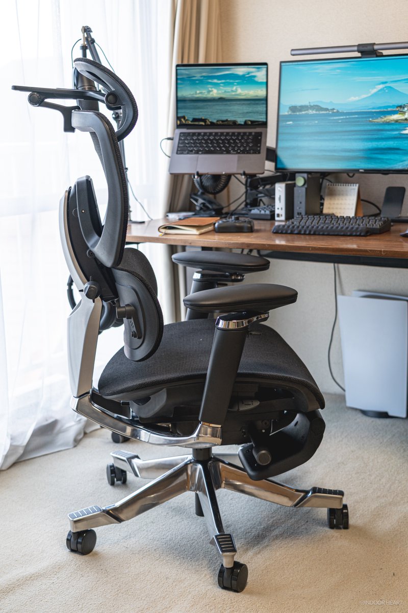 indoorheart's tweet image. 身長低めの人向けの記事です😌

FlexiSpotオフィスチェア「C7 Morpher」レビュー：身長165cmでも座りやすくて嬉しい
indoorheart.com/flexispot-c7-m…

#PR #FlexiSpot