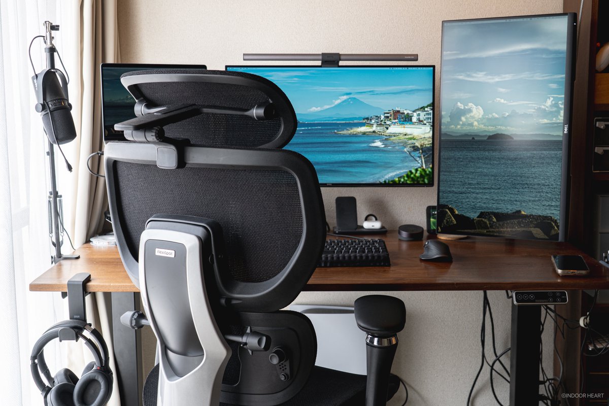 indoorheart's tweet image. 身長低めの人向けの記事です😌

FlexiSpotオフィスチェア「C7 Morpher」レビュー：身長165cmでも座りやすくて嬉しい
indoorheart.com/flexispot-c7-m…

#PR #FlexiSpot