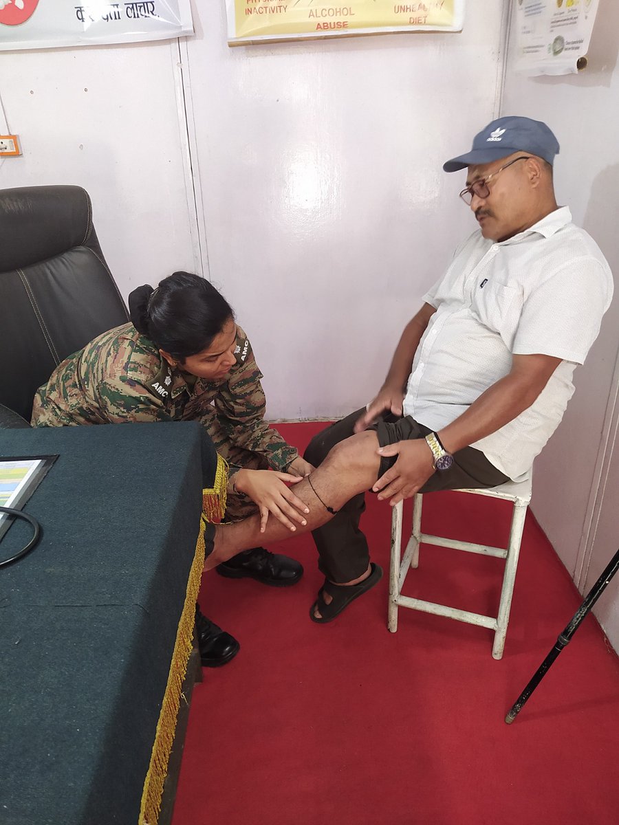airnews_ita's tweet photo. tour of drone simulator laboratory &amp; display of various weapon &amp; equipment, were organised for students, youth, women, veterans, and local entrepreneurs.  Event culminated with felicitation of veterans &amp; community leaders for their contributions to development of the region. 3/3 https://t.co/EfZrKvrs22