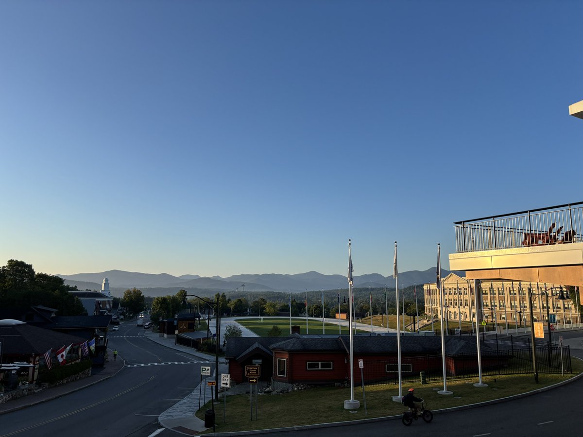 adam_purner's tweet image. Good morning from my favorite place in the world 🌞 🏔️ 🌊