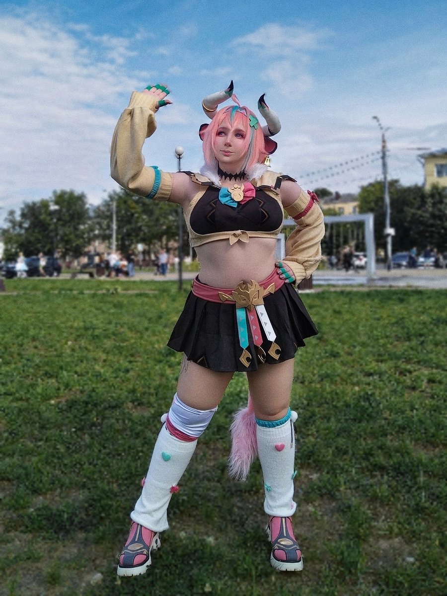 _Setor_'s tweet photo. Ну, допустим, му 🐮
Зашло? Вроде зашло х)

#Varesa #varesacosplay #cosplay #GenshinImpact #Genshin https://t.co/vbUgDA7zPI