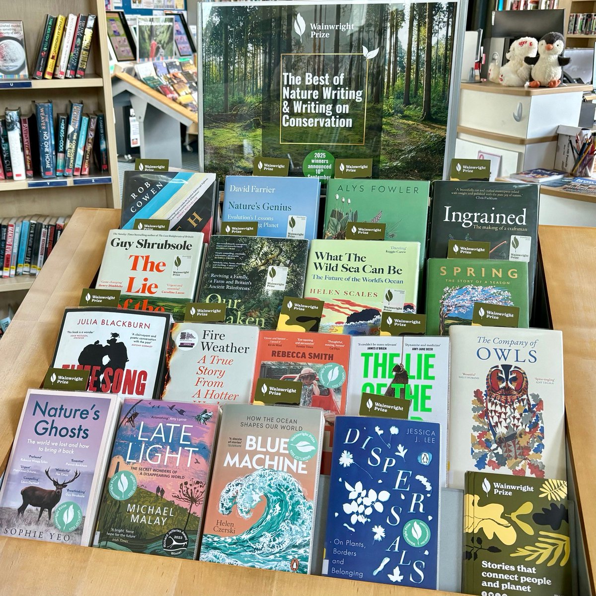 AshLibrary's tweet image. Celebrate #NationalAllotmentsWeek with the very best of nature and conservation writing!

We&apos;ve collected up Wainwright Prizes nominees from 2025 and previous years for you to borrow from #AshLibrary.

#WainwrightPrizes #AlfredWainwright #Nature #Garden #BookRecs #LibraryBooks