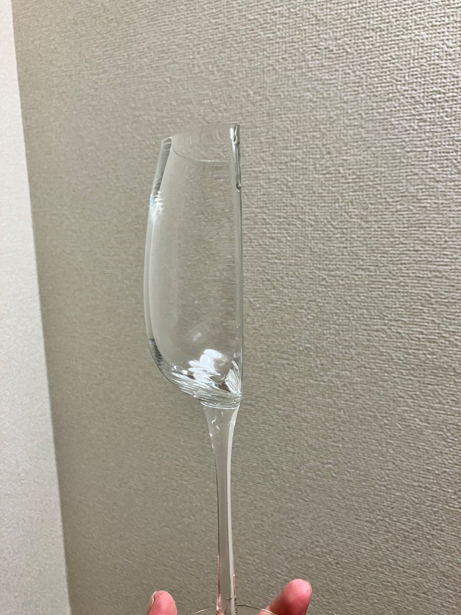 みてみて、バカのワイングラスかった