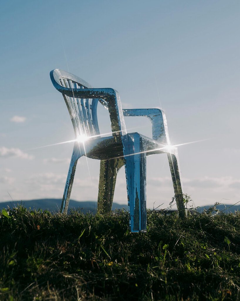 Chair tweet media