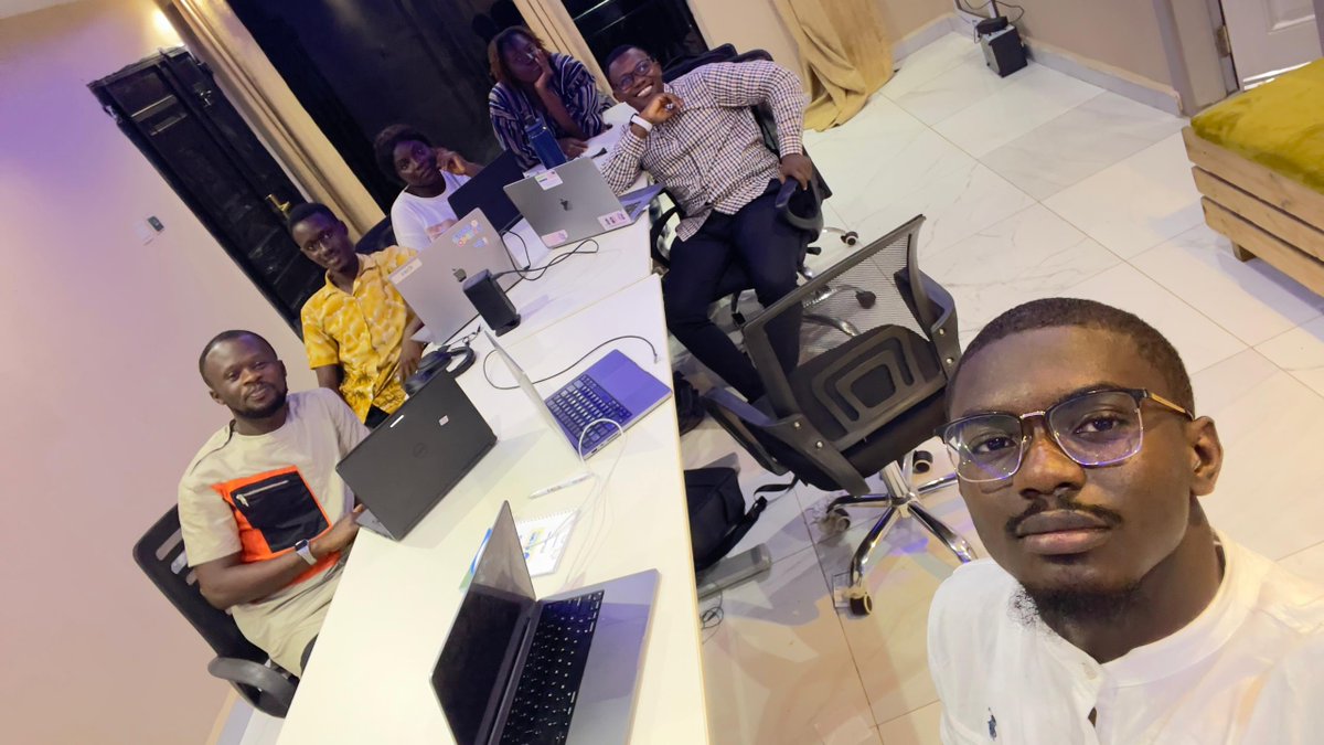 We started as 3 college students with a dream to solve problems in our community.

Now? A growing team, global partners, and AI-powered learning hubs reaching the hardest-to-reach areas in Sierra Leone. 🚀

Young. Bold. Unstoppable.
#YouthDay2025 #WeAreEasySTEM