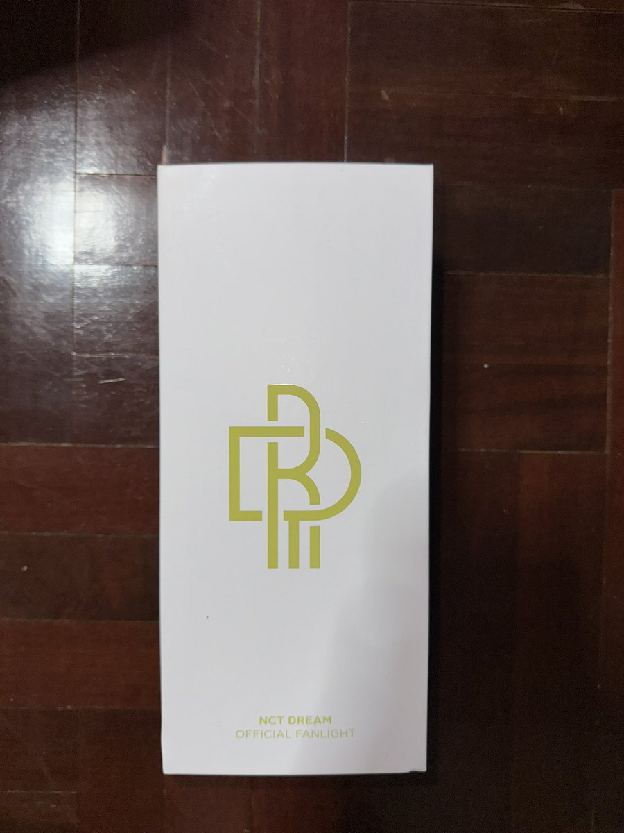prewithnry's tweet photo. พร้อมส่ง หิ้วเองจากเกาหลี ✨ 
แท่งไฟ nct dream

1,490 รวมส่ง 🩵
#ตลาดนัดnctdream
#THEDREAMSHOW4_in_BKK
#NCTDREAM_THEDREAMSHOW4inBKK  #NCTDREAM_THEDREAMSHOW4_BANGKOK https://t.co/SaHPfAWeML