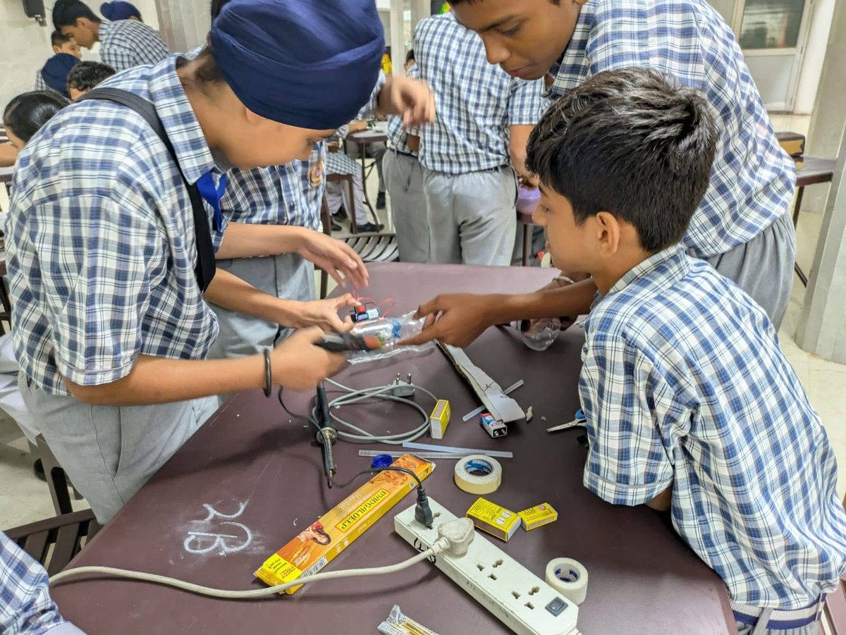 SGGSNSS1CHD's tweet photo. @sggscps @SGGSNSS2Chd @_NSSIndia @ChandigarhNss @NssChandigarh 

12 August, 2025

Mega Tinkering day Event-  2025-one day nation-wide event for young innovators on 12 August 2025 https://t.co/WrDre8HqDI