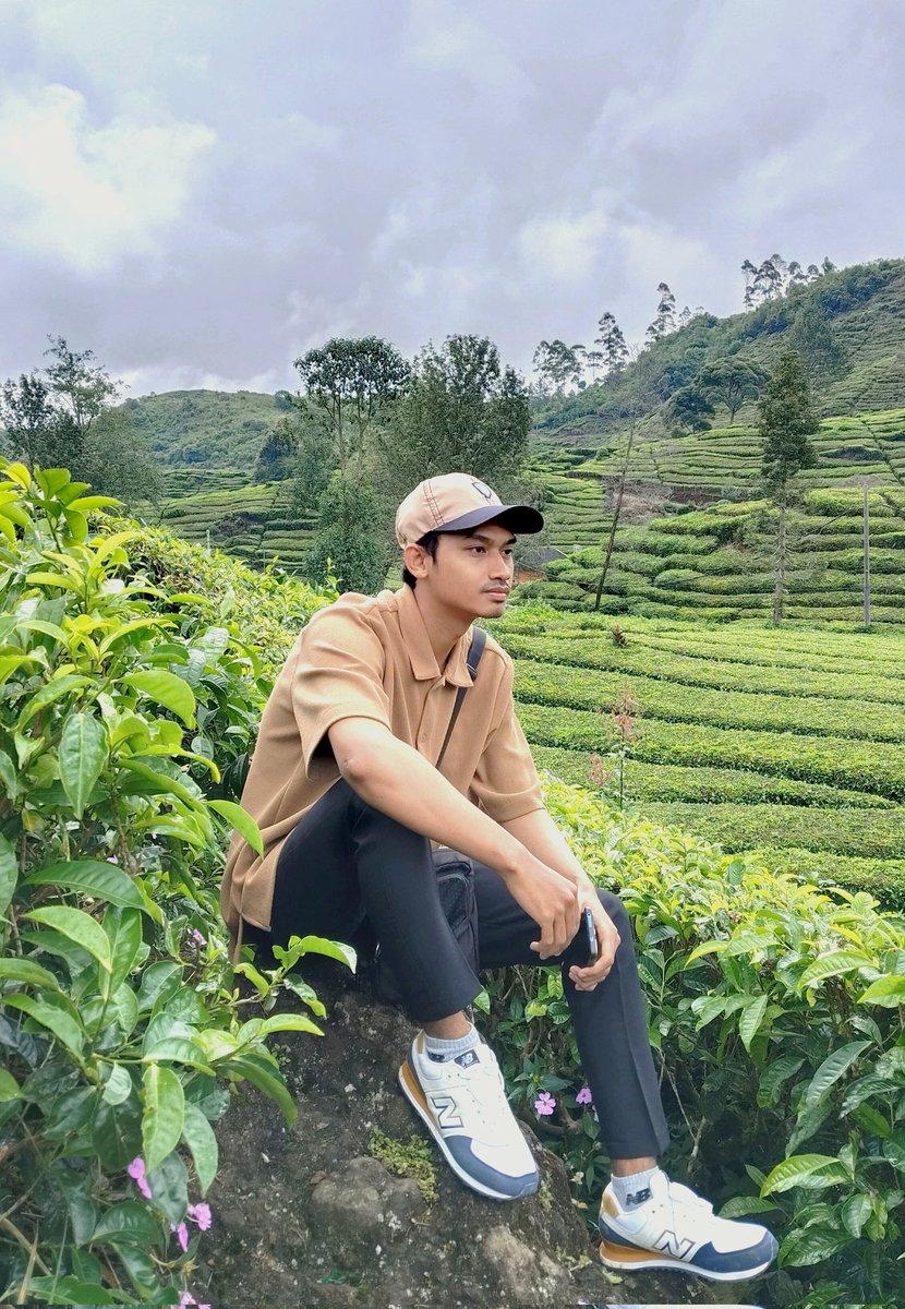 riyanaaip_'s tweet photo. Hidupmu untuk bekerja ya sekarang tuh, kesenangan buat diri sendirinya udah di kesampingkan ya ☺. Terimakasih sudah Bekerja Keras ☺. https://t.co/ySbOkZpBd6