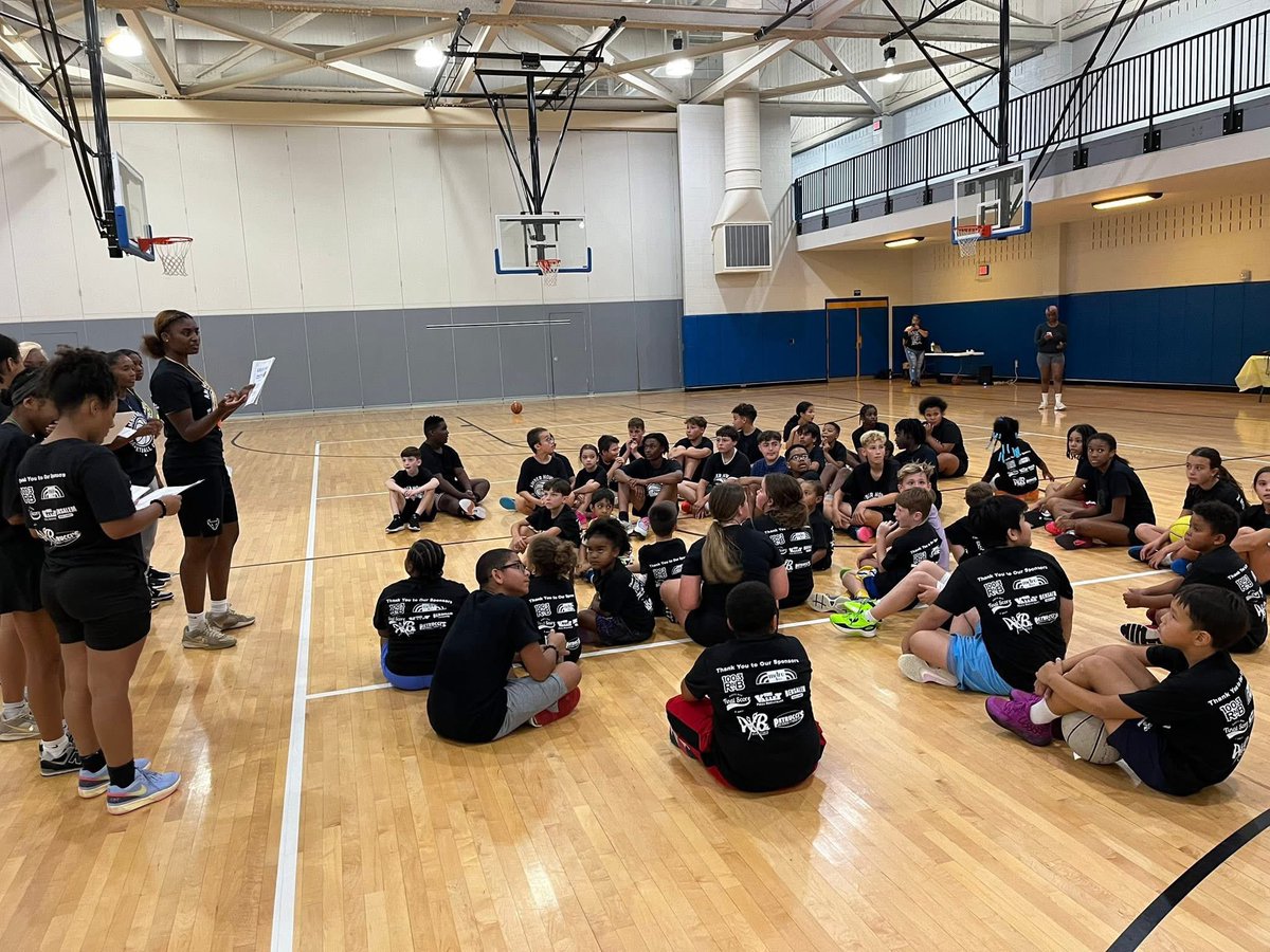 Amber Howard tweet media