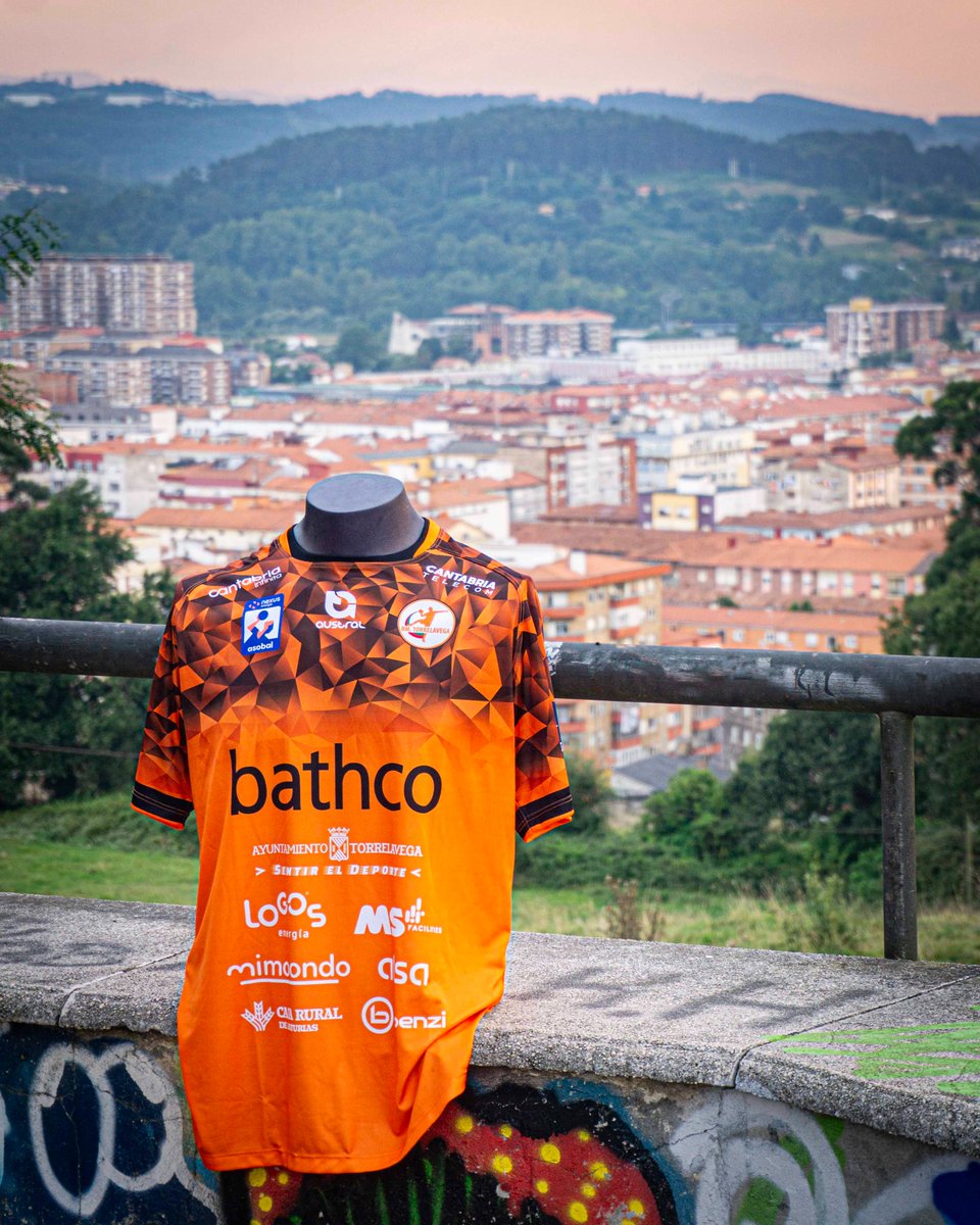 💧 Nacidos a orillas del Besaya

⛰️ Criados a la sombra del Dobra

🧡 Latiendo por un #AlmaNaranja