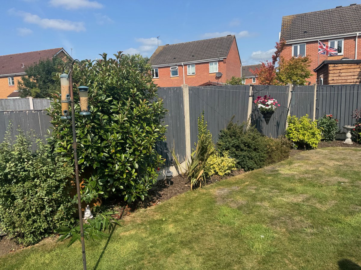 lefencing's tweet image. 6ft high fencing fitted in Long Eaton. Our customers are very happy with the quality of our products and really like the strength of our panels. All of our products can be purchased online. Please visit lefs.co.uk