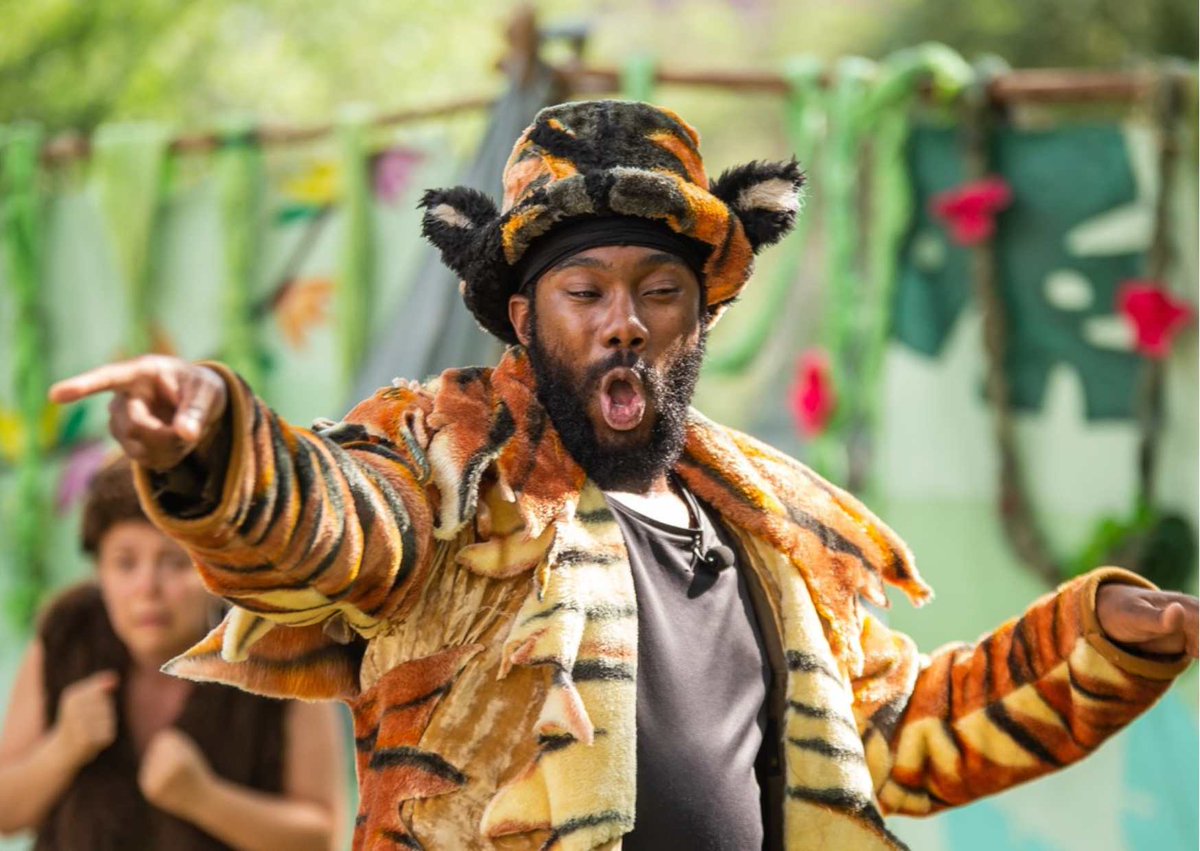 Chiddingstone Castle tweet media